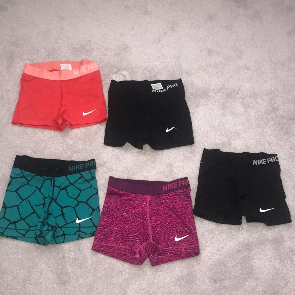 5 Nike pro spandex for $22
